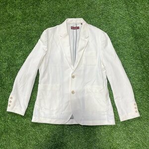 Men’s cream knit blazer.